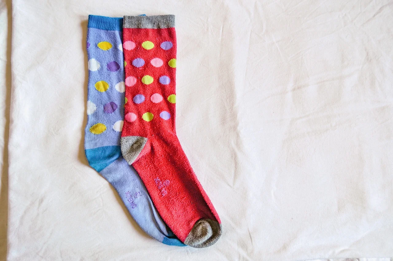 odd socks 4439226 1280